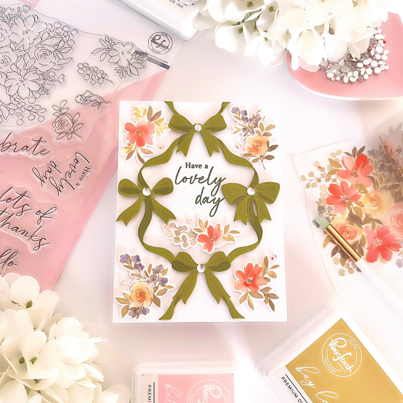 Ribbon Splendor stencil